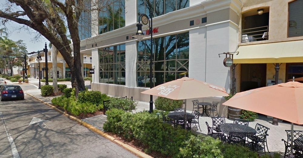 821 5th Ave S, Naples, FL 34102
